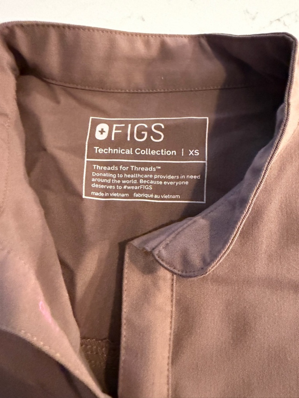 Figs set XS in Taupe top Rafaela Oversized Scrub Top bottom Zamora joggers XS - Picture 5 of 5